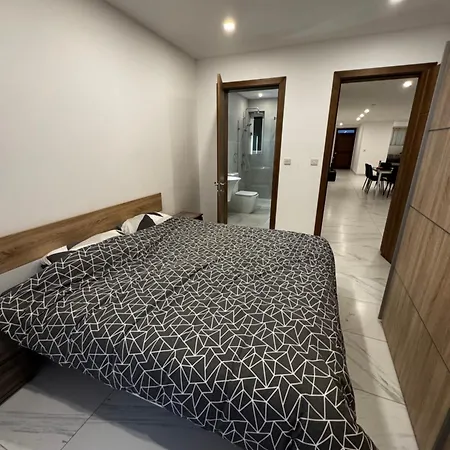 3 Bedroom Maisonette Next To Pacaville *