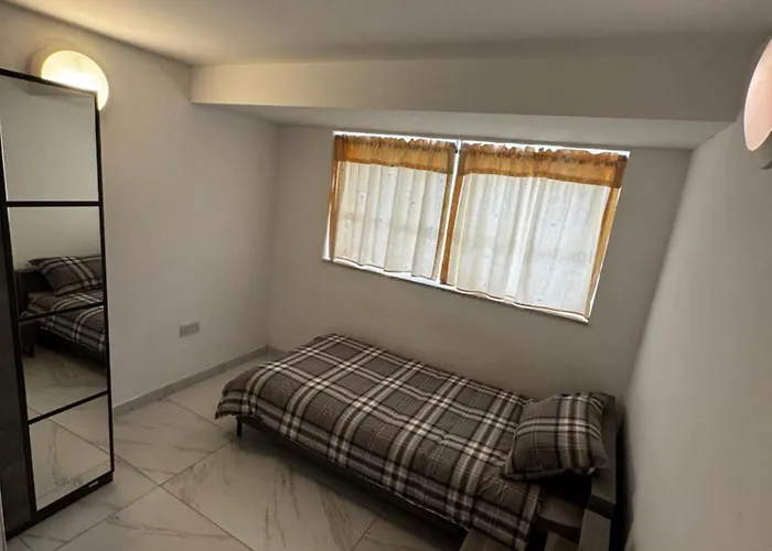 3 Bedroom Maisonette Next To Pacaville Apartment